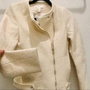 New with tags H&M jacket. Size 2